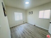 Photo - 636 W 81st St Unit 644