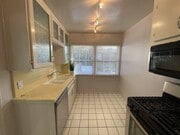 Photo - Blix, 10814-10818 Unit 818-2