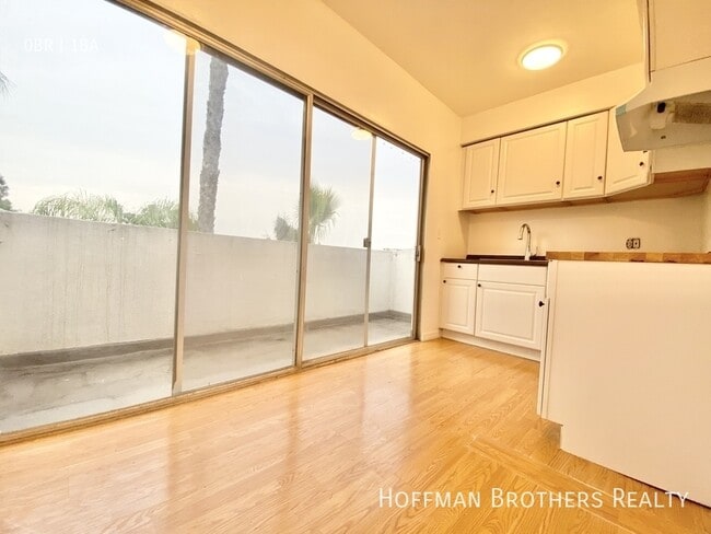 Photo - 5309 Agnes Ave Unit 7