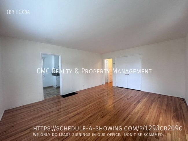 Photo - 3301 E 2nd-4 Unit 4