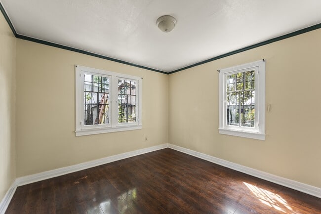 Photo - 3005 S Rimpau Blvd Unit 3003