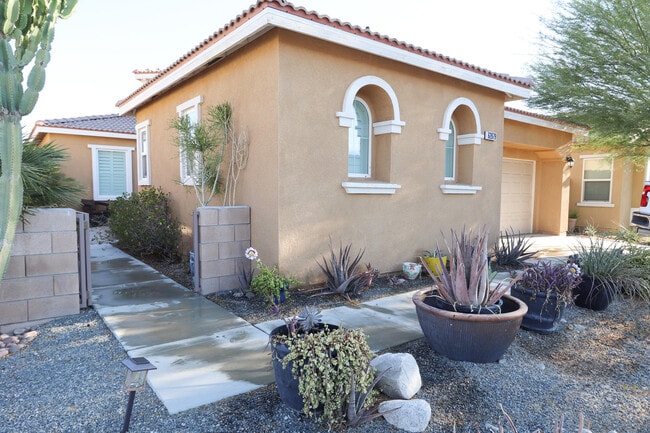 Building Photo - 62679 S Starcross Dr Rental