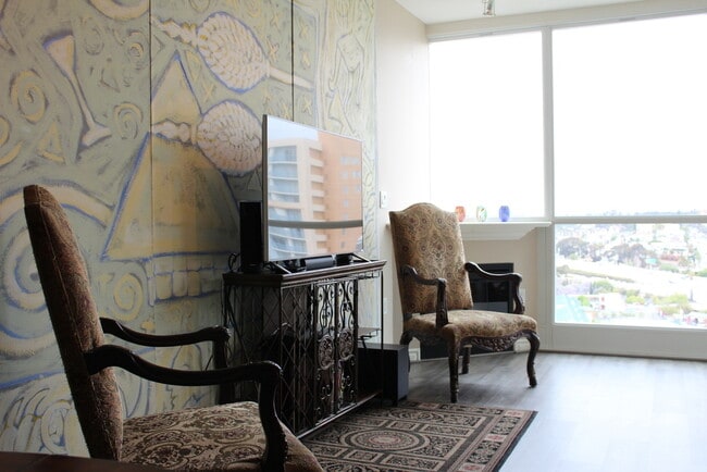 Photo - 300 W Beech St Unit 1706