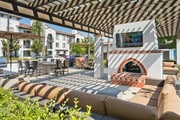 Arduro Park Outdoor Lounge - Vistara Apartments
