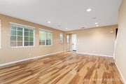 Photo - 1177 Parkview Dr House