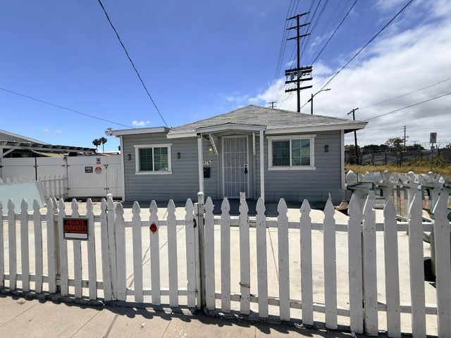 Building Photo - 947 Dominguez Ave