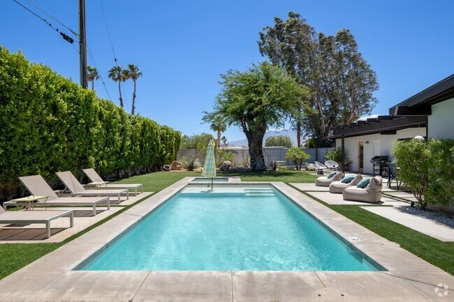 Building Photo - Luxury Mid Century Oasis in Palm Springs Rental