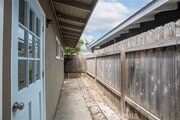 Photo - 1700 Clay St
