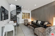Photo - 802 N Harper Ave