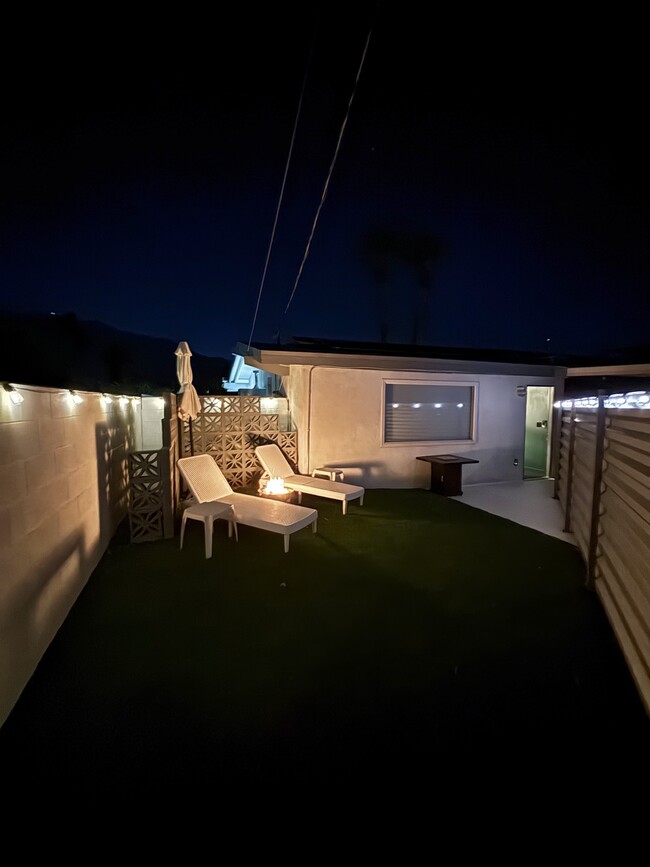 Photo - 1910 N Los Alamos Rd