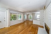 Photo - 15744 Hart St