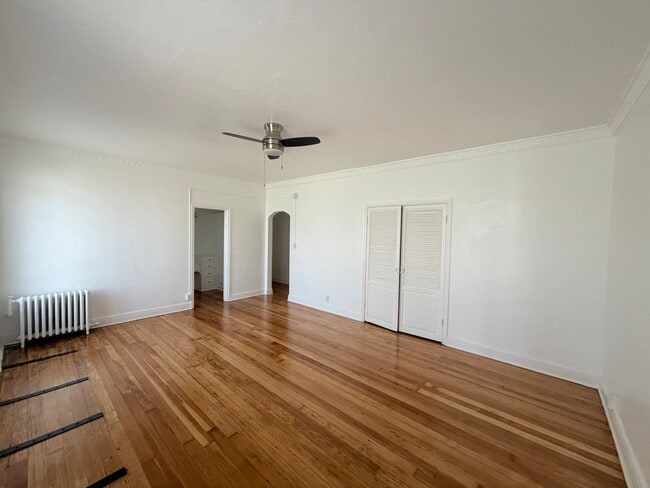 Photo - 318 S Kingsley Dr Unit 302
