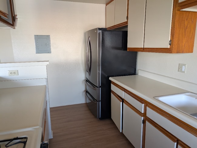 Photo - 1328 W Gardena Blvd Unit 2