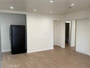 Photo - 7045 Lindley Ave