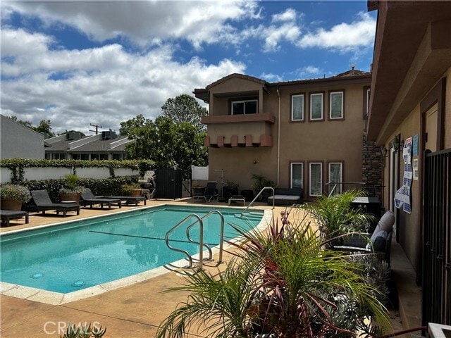 Photo - 5241 Colodny Dr Townhome