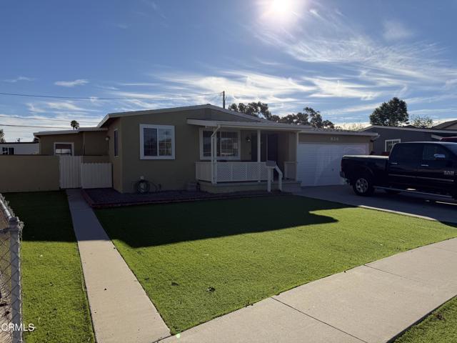 Building Photo - 826 Camelia Dr