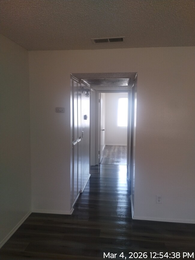 Photo - 38290 5th St E