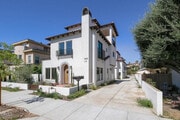 Photo - 305 S Arroyo Dr Townhome