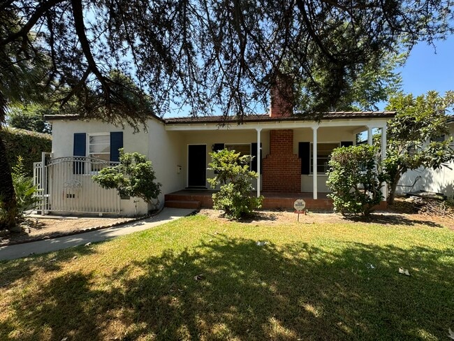 Photo - 1731 S San Gabriel Blvd House