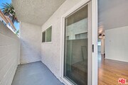 Photo - 1524 Berkeley St Condo