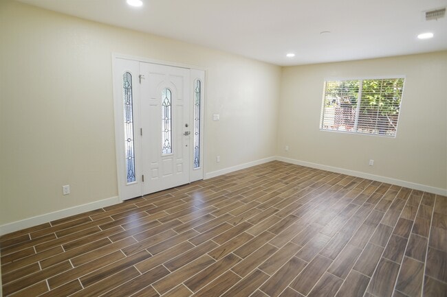 Photo - 10561 El Dorado Ave