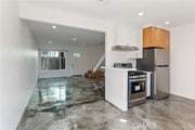 Photo - 545 E 99th St Townhome