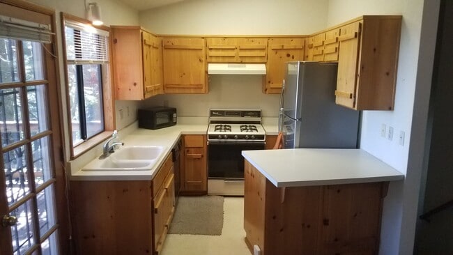 Photo - For rent:  2 bedroom, 1 bath house