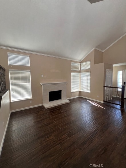 Photo - 557 Summerfield Way