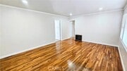 Photo - 155 W Tudor St