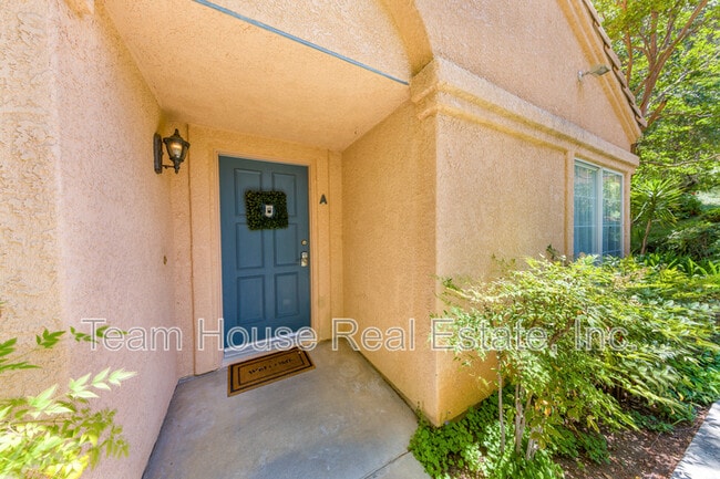 Photo - 25146 Steinbeck Ave Unit A