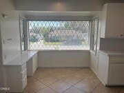 Photo - 337 Knight Way