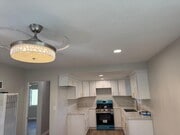 Photo - 966 W 5th St Unit #1