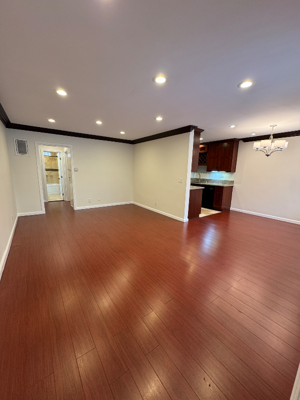 Photo - 3318 S Canfield Ave Apartment Unit 4