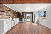 Photo - 7267 Saranac St