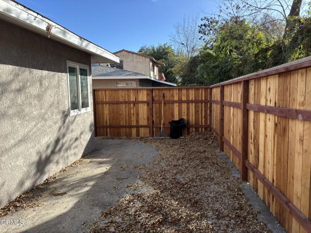 Photo - 111 Bald St Unit B