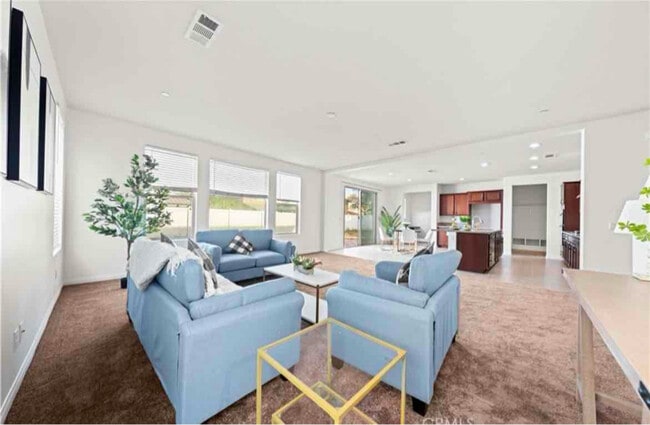 Building Photo - 4790 Preston St