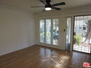 Photo - 559 N Windsor Blvd