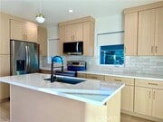 Photo - 22404 Vanowen St