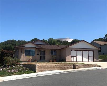 Building Photo - 2750 Dahlia Ave