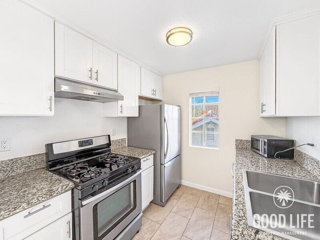 Building Photo - 10828 Aderman Ave Unit 134