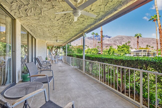 Photo - 1570 S La Verne Way