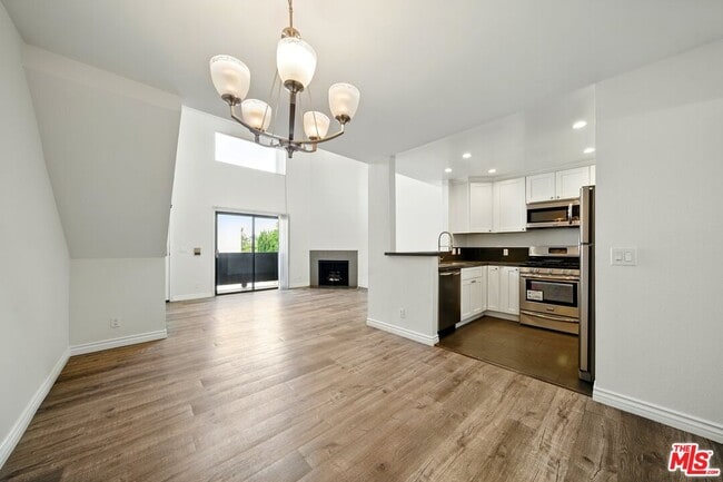 Photo - 6212 Fulton Ave Condo Unit 202