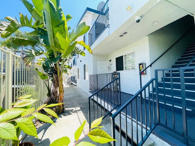 Photo - ** Spring Special** Beautifully Upgraded 2 Bedroom Apartment For Rent! Unit 4210-201