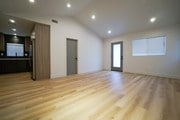 Photo - 3244 Chapman St