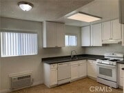 Photo - 1908 Gardena Ave Apartment Unit 10