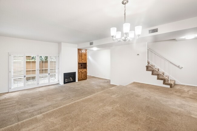 Building Photo - 11260 Overland Ave