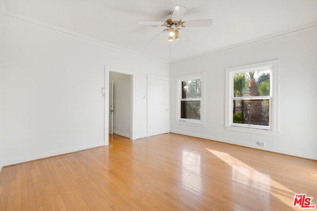 Photo - 5121 1/2 Eagle Rock Blvd Unit E