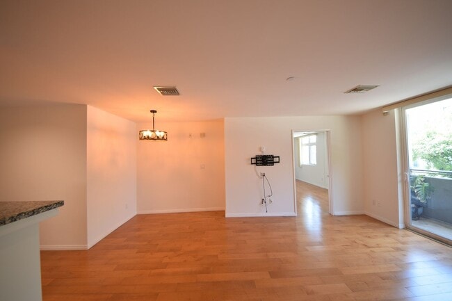 Photo - 12222 Wilshire Blvd Unit 208
