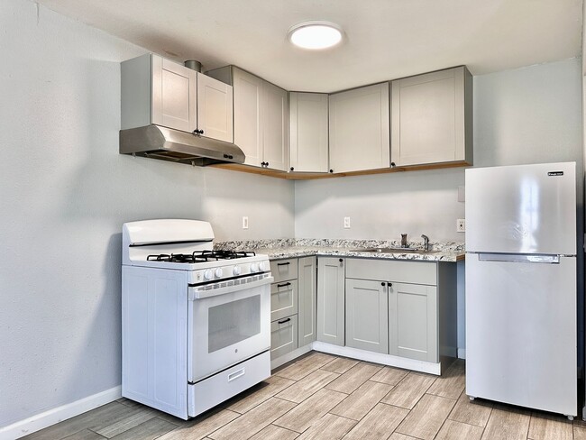 Photo - 27390 Alessandro Blvd Unit Studio