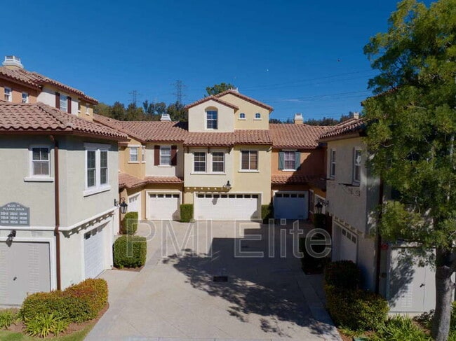 Photo - 28254 Canterbury Ct